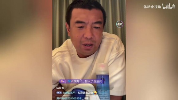 徐亮直言：胡荷韬不会踢球，态度虽好但缺乏球商与决策能力⚽